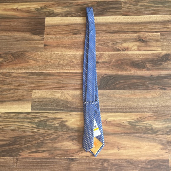 BNWT Van Heusen silk tie - Picture 4 of 7